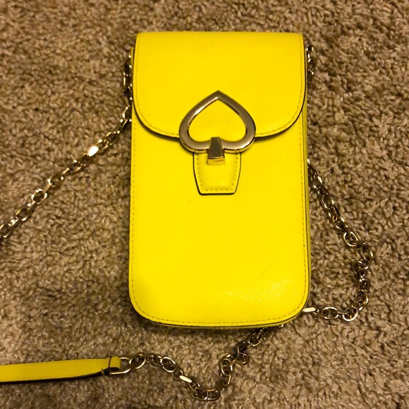 Leather crossbody phone purse. Must have! šš»āļø